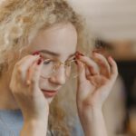 In der Schwangerschaft kann sich die Sehstärke vorübergehend verändern – die gewohnte Brille passt dann mitunter nicht mehr so gut wie zuvor. © Pexels