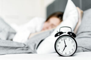 Die innere Uhr steuert zahlreiche Vorgänge im Körper und sorgt dafür, dass sich Stoffwechsel, Hormone und Organfunktionen an den Tagesrhythmus anpassen. © Pexels
